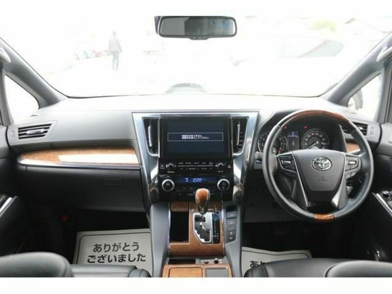 VELLFIRE-16