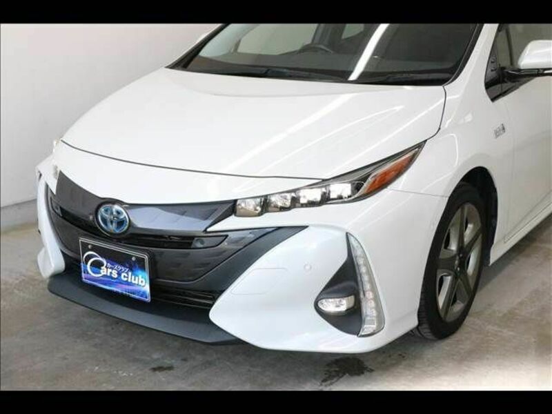 PRIUS PHV-12