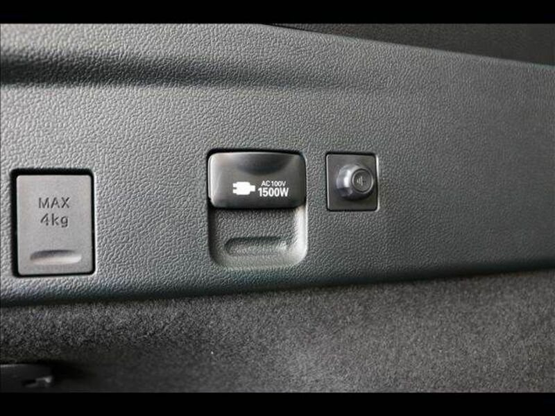 PRIUS PHV-14