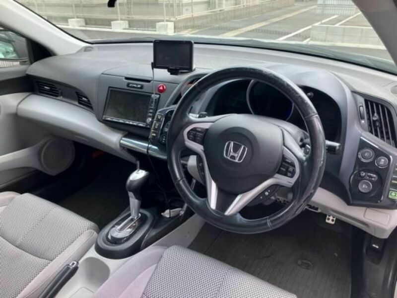 CR-Z-7