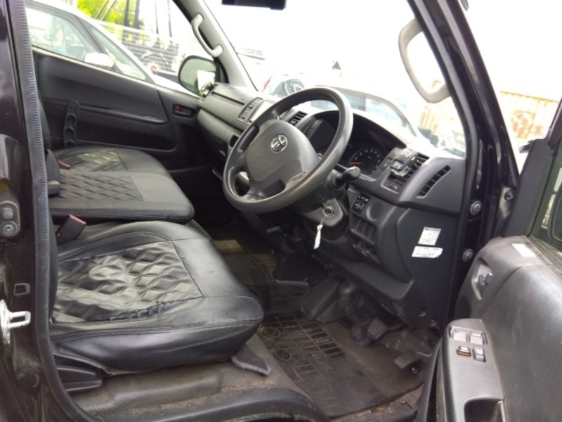 HIACE VAN-5