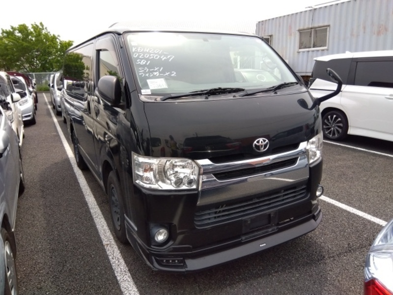 HIACE VAN-1