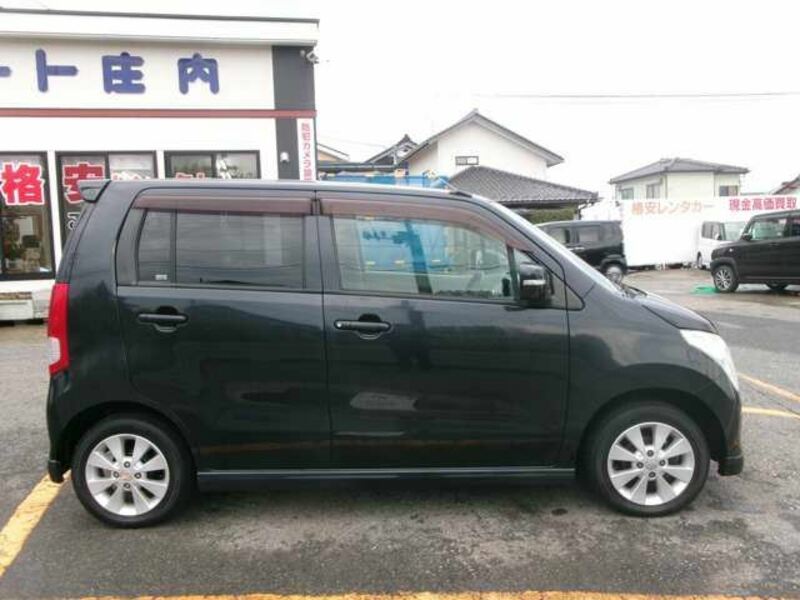 WAGON R-3