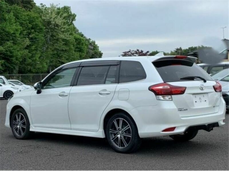 COROLLA FIELDER-2