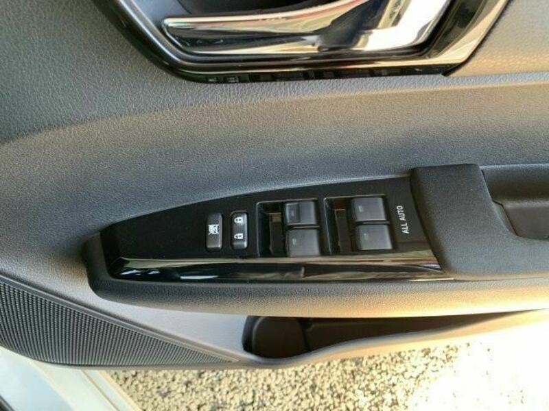 COROLLA FIELDER-13