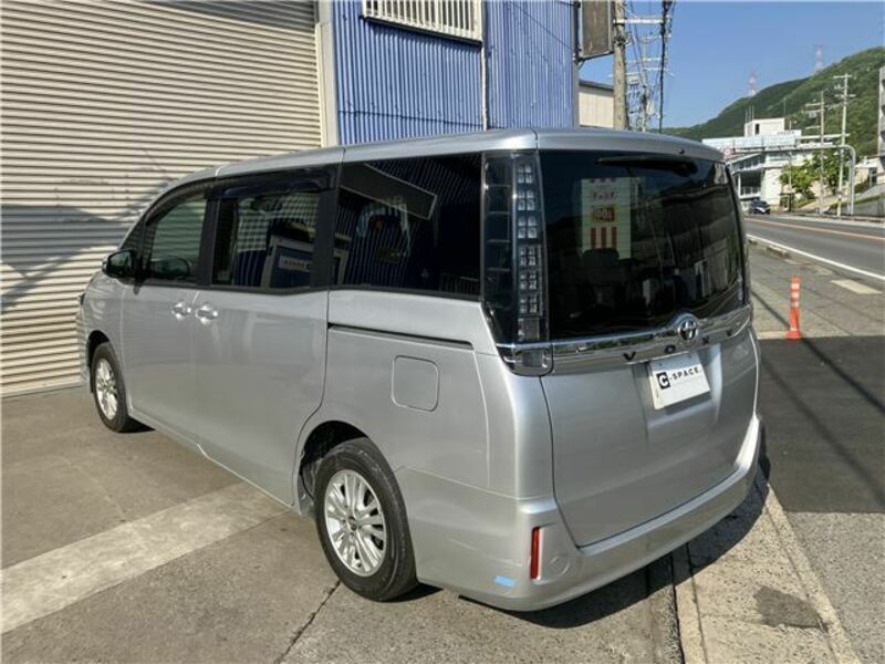 VOXY-16