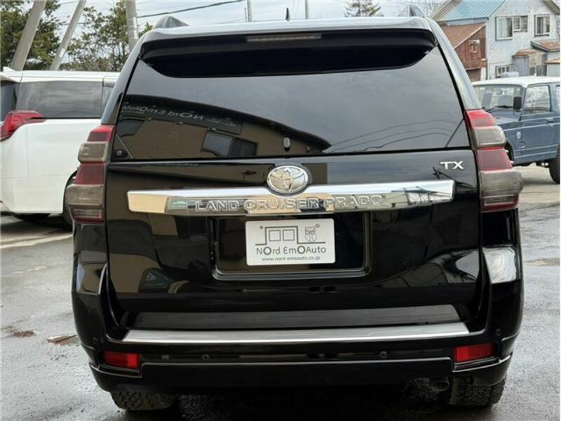 LAND CRUISER PRADO-1