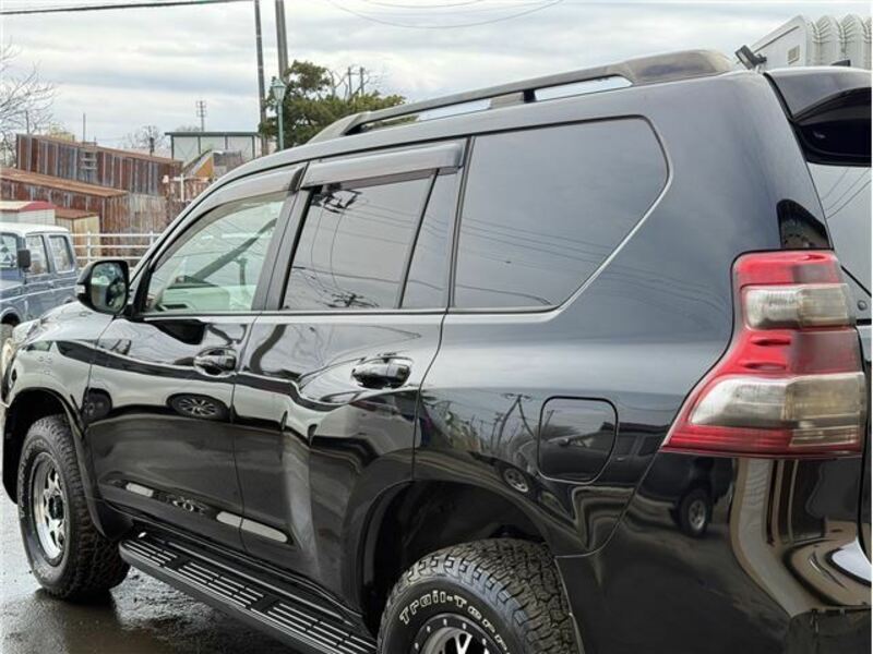 LAND CRUISER PRADO-5