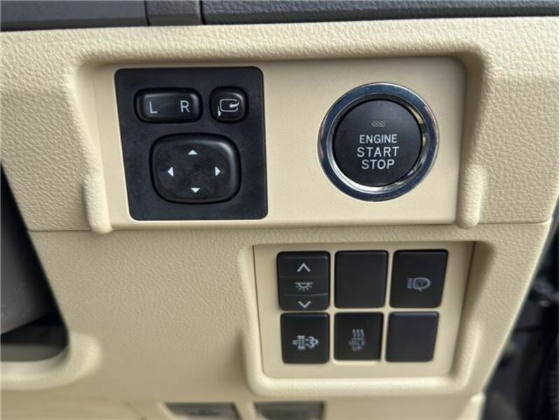 LAND CRUISER PRADO-10