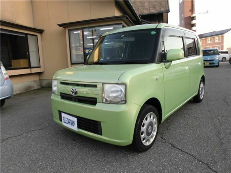 TOYOTA　PIXIS SPACE