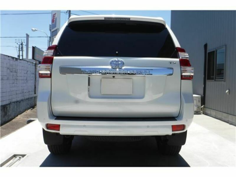 LAND CRUISER PRADO-15
