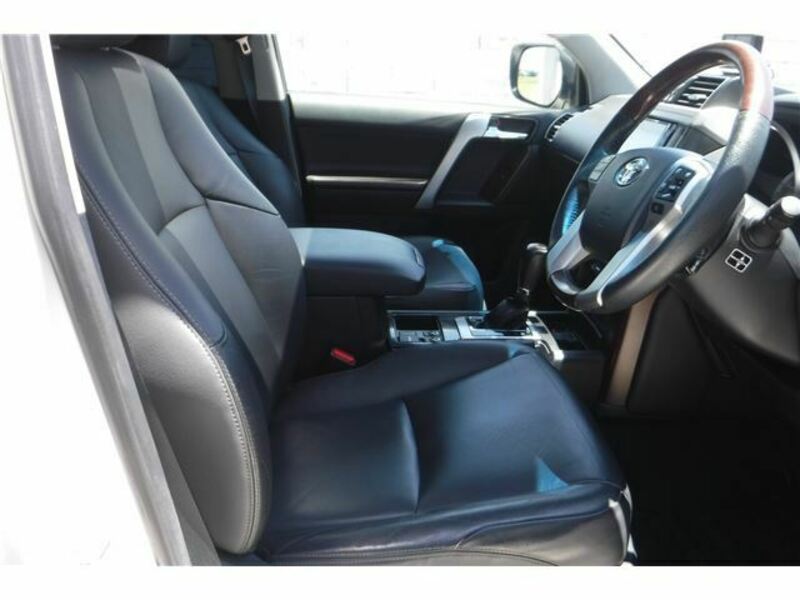LAND CRUISER PRADO-21