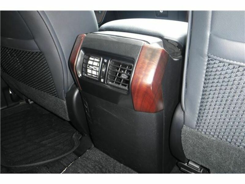 LAND CRUISER PRADO-33