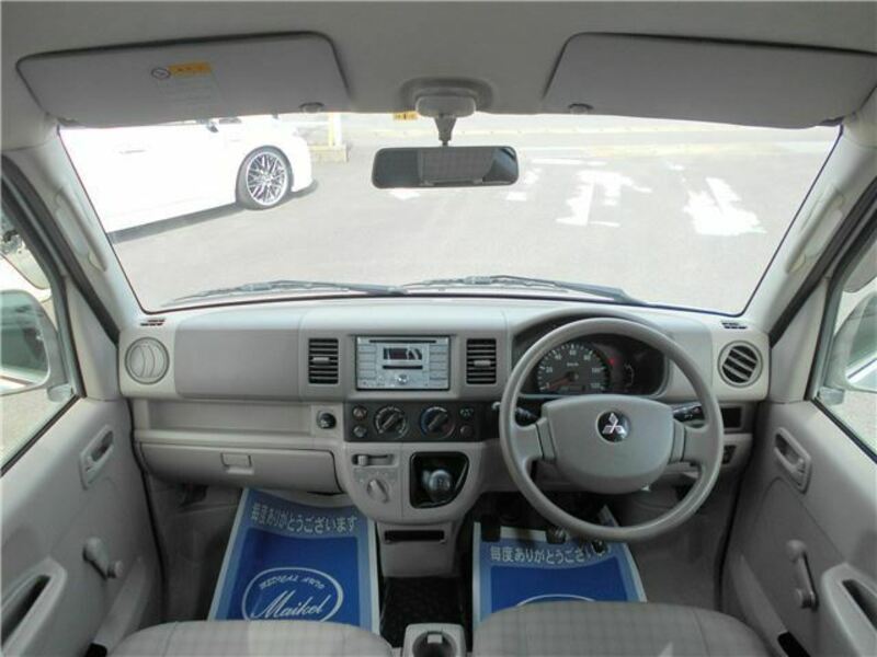 MINICAB VAN