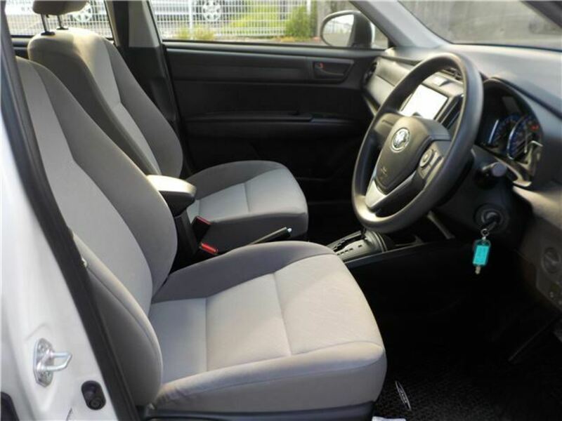 COROLLA AXIO-11