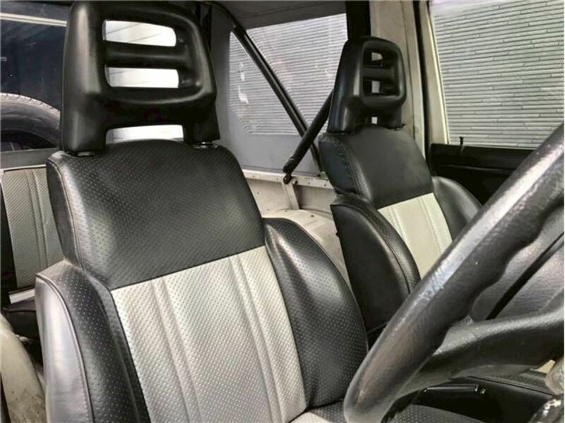 JIMNY-31