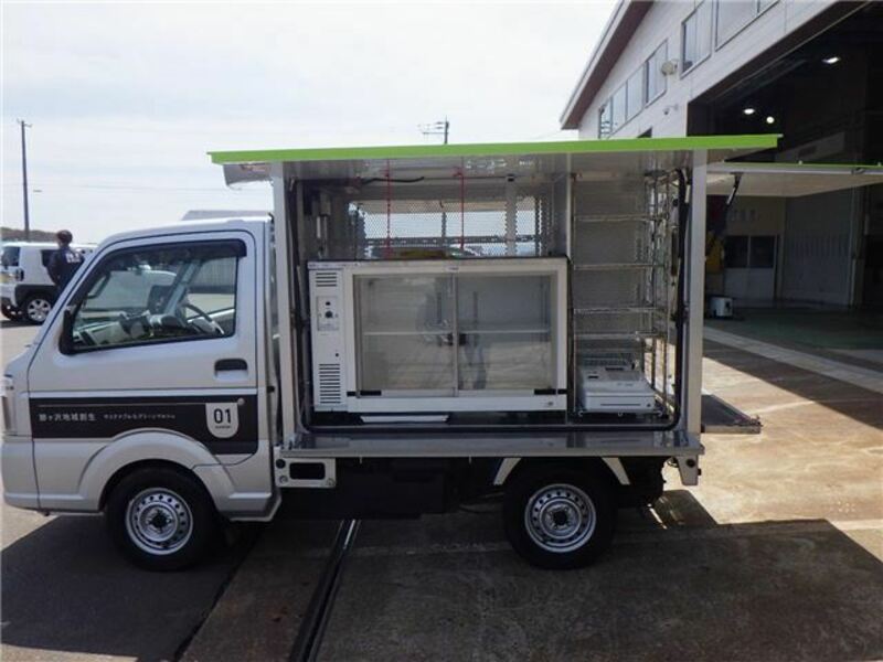 CARRY TRUCK