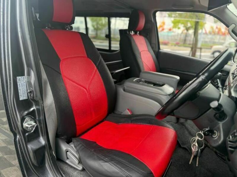 HIACE VAN-4