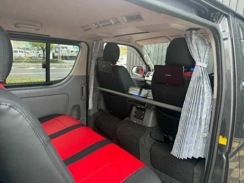 HIACE VAN-10