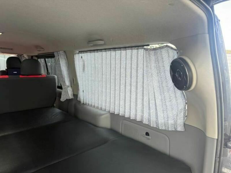 HIACE VAN-12