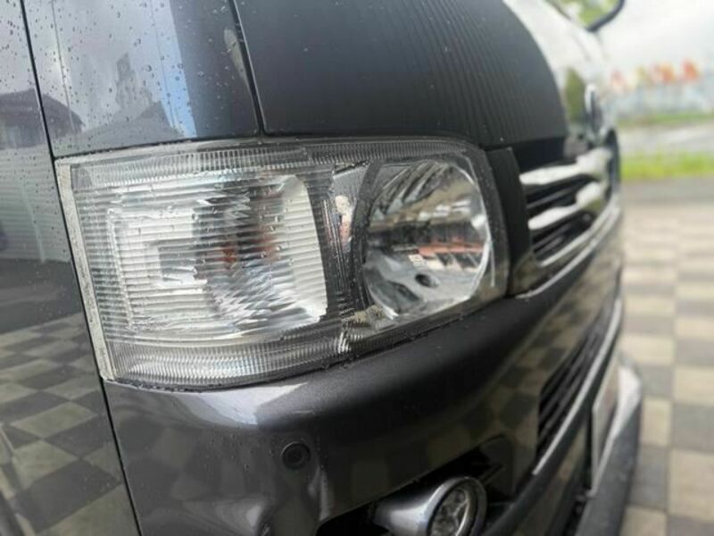HIACE VAN-19