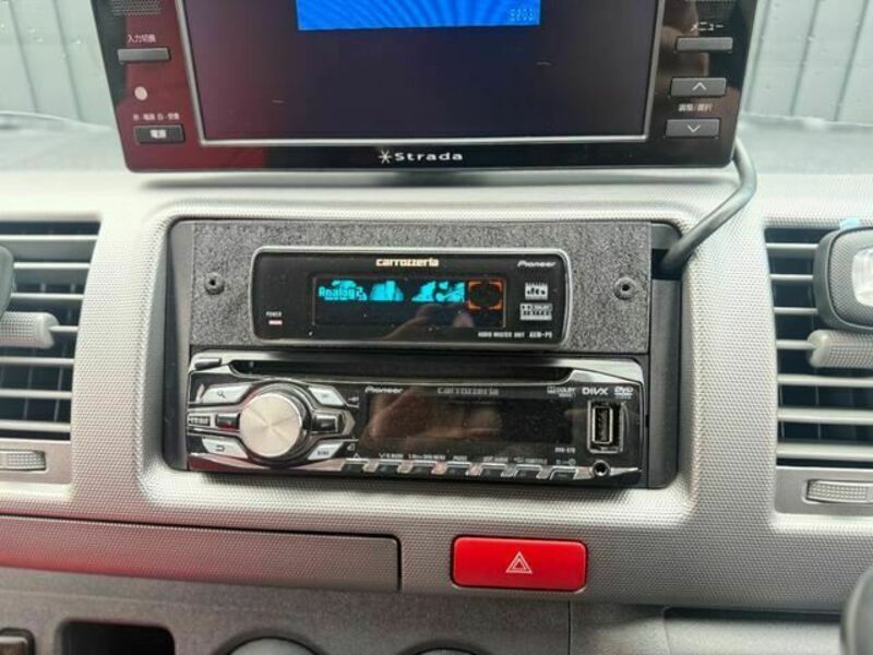 HIACE VAN-40