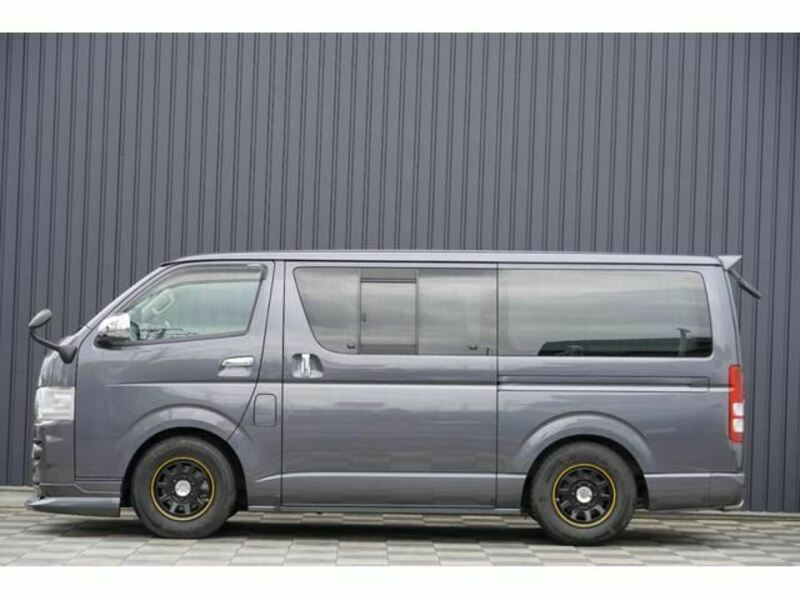 HIACE VAN-47