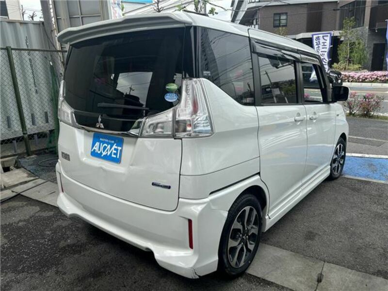 DELICA D2