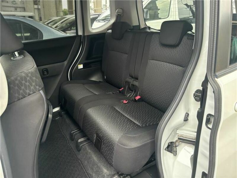 DELICA D2