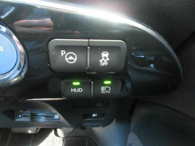 PRIUS PHV-18