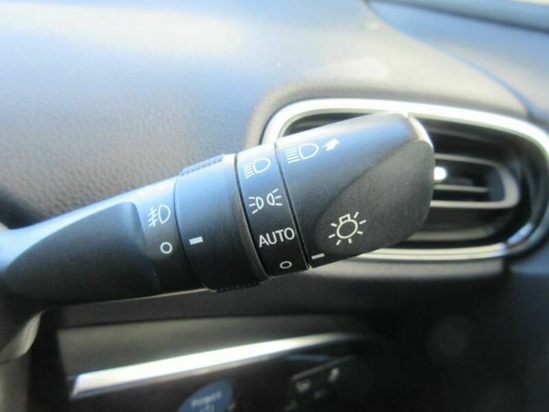 PRIUS PHV-19