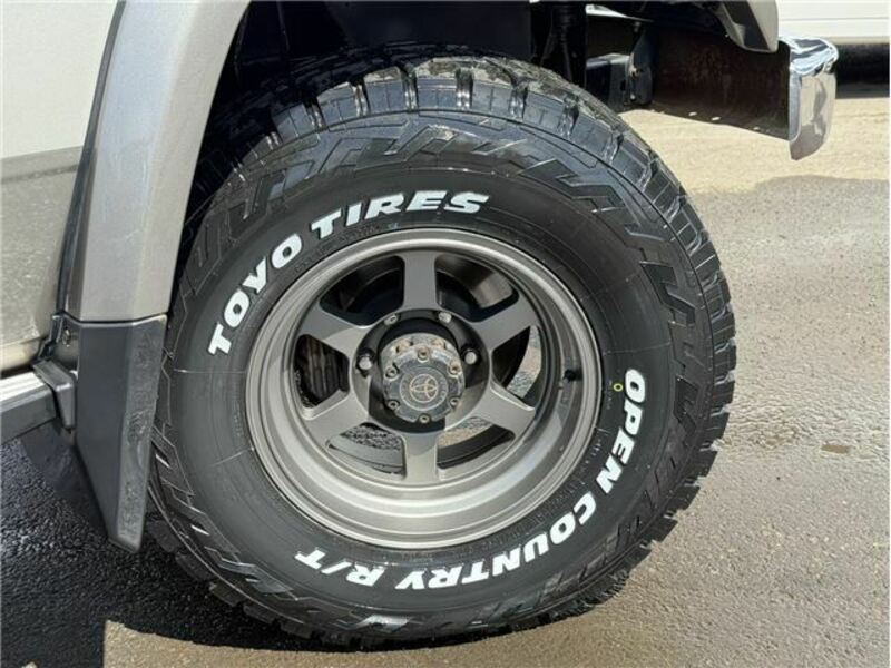LAND CRUISER PRADO-15