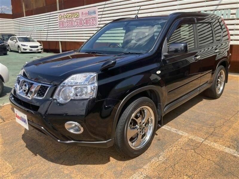 X-TRAIL