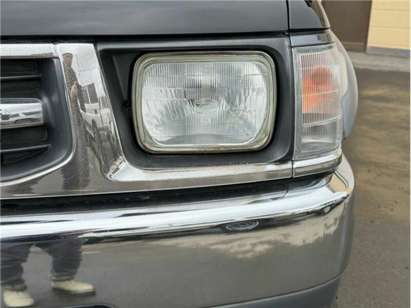 HILUX-4
