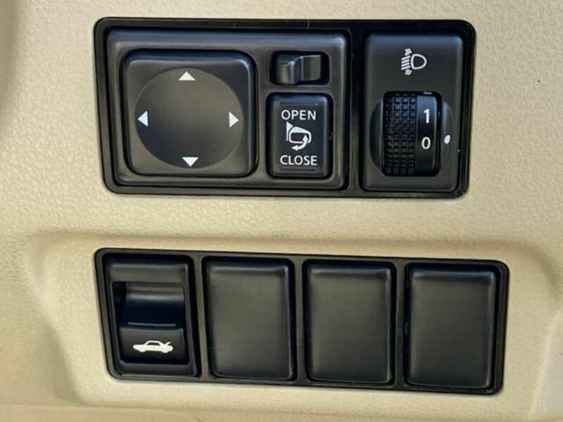 BLUEBIRD SYLPHY-14