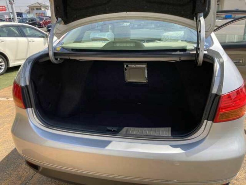BLUEBIRD SYLPHY-16