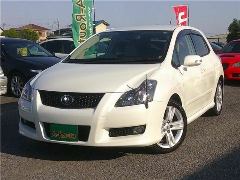 TOYOTA BLADE