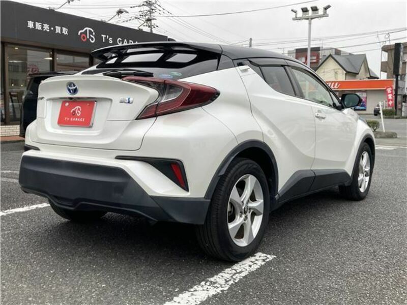 C-HR-7