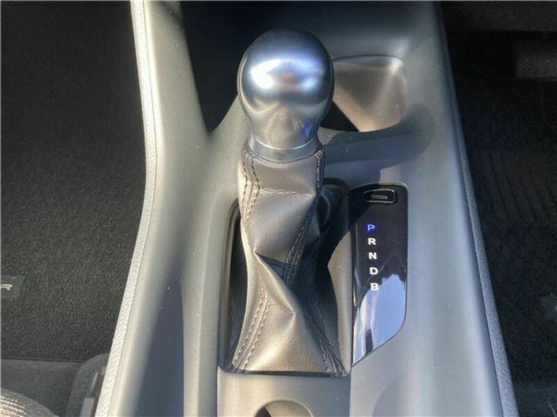 C-HR-12