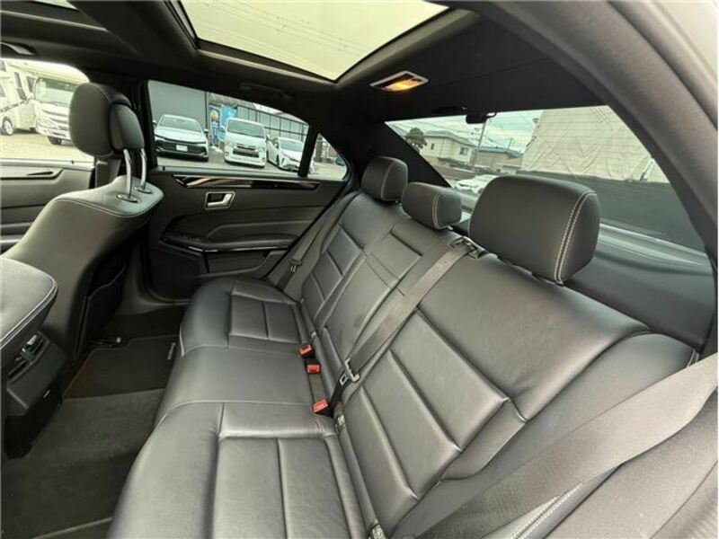E-CLASS-32