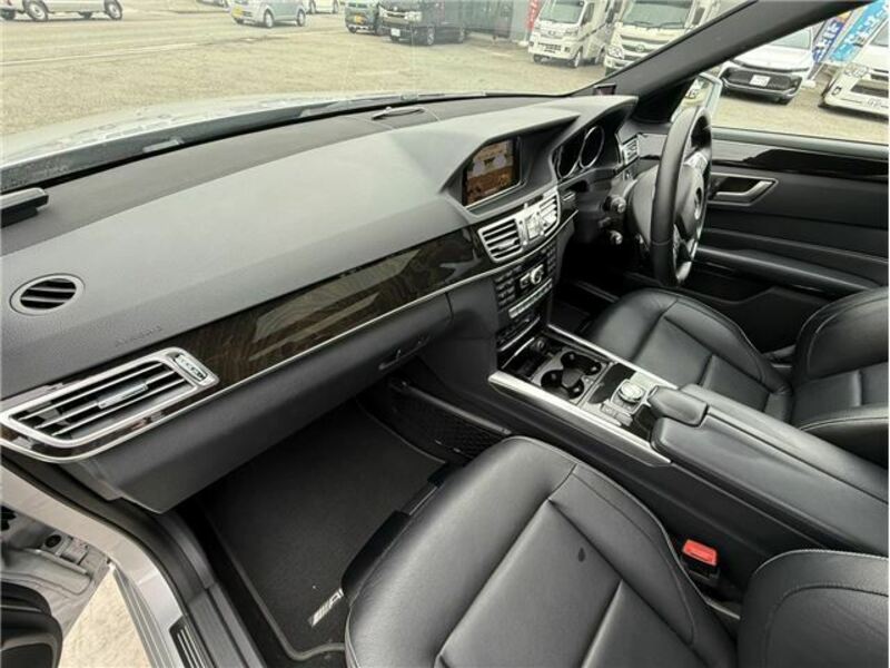 E-CLASS-48