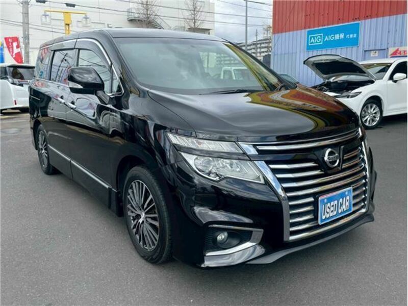 NISSAN ELGRAND