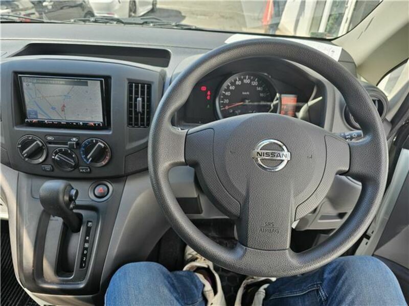 NV200 VANETTE-4