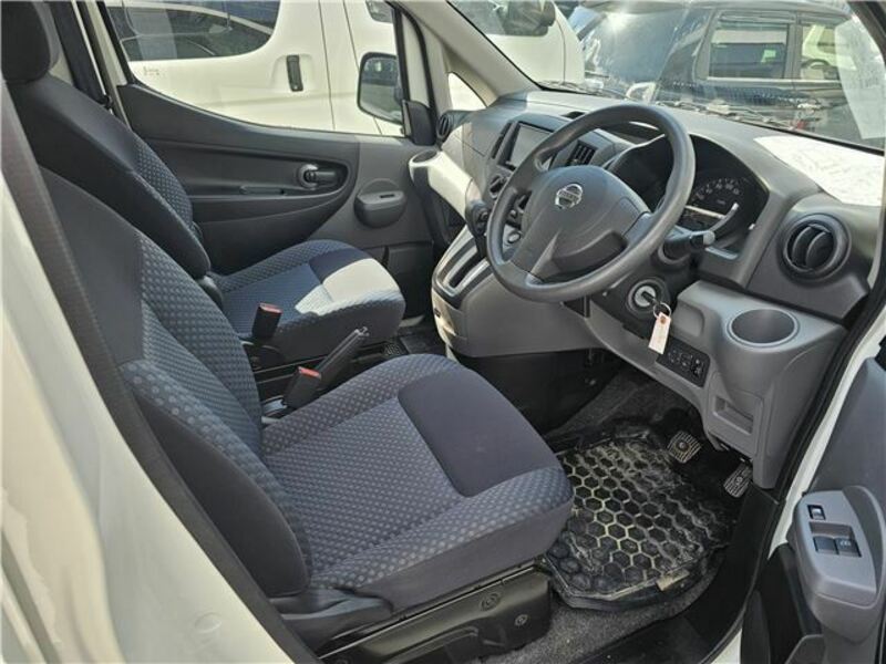 NV200 VANETTE-5