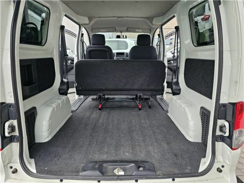 NV200 VANETTE-9