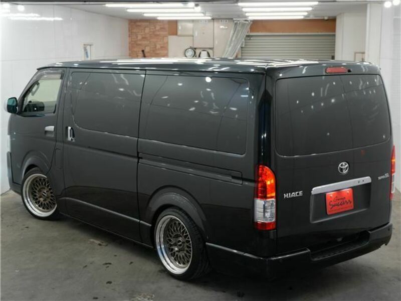 HIACE VAN-3