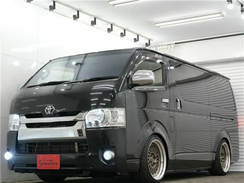 HIACE VAN-6