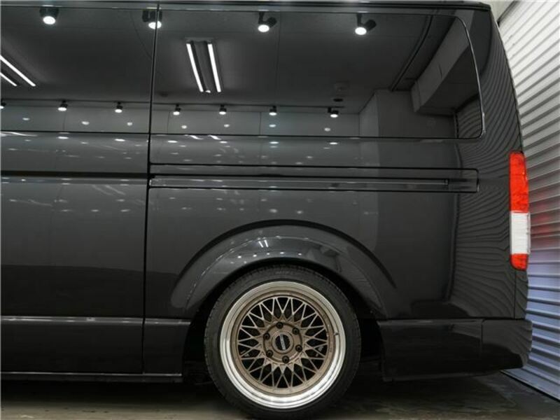 HIACE VAN-9