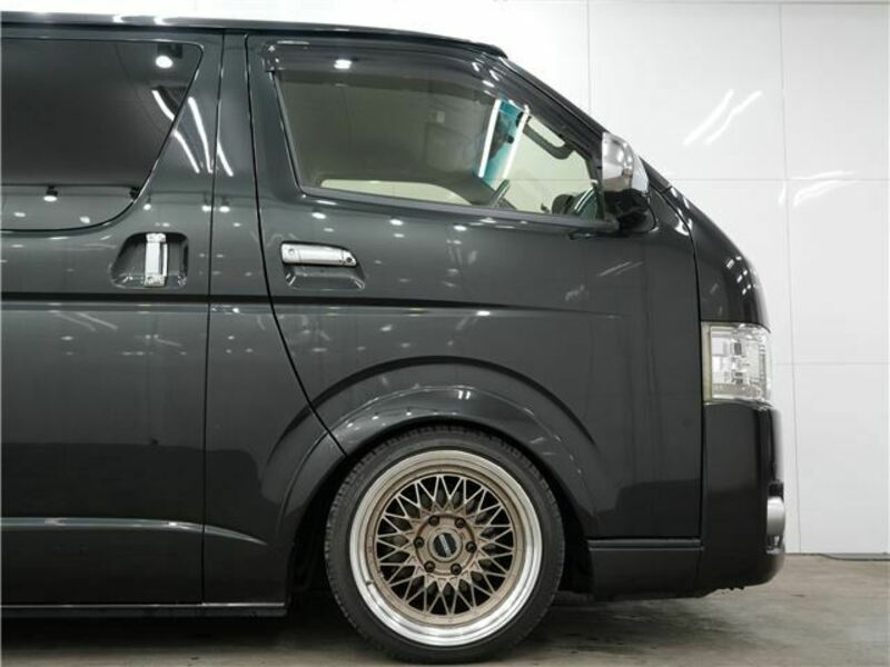 HIACE VAN-16