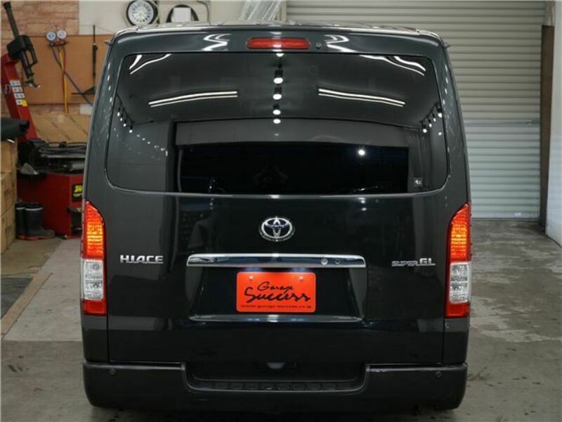 HIACE VAN-29